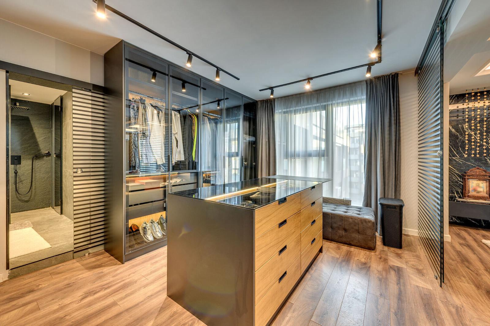 Apartments For Sale 4-Room, Sofia, Manastirski Livadi