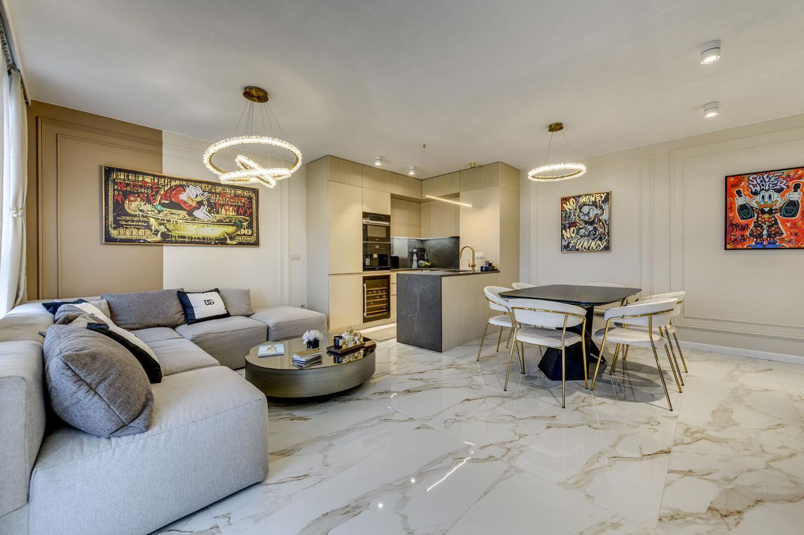 Apartments For Sale 3-Room, Sofia, Oborishte