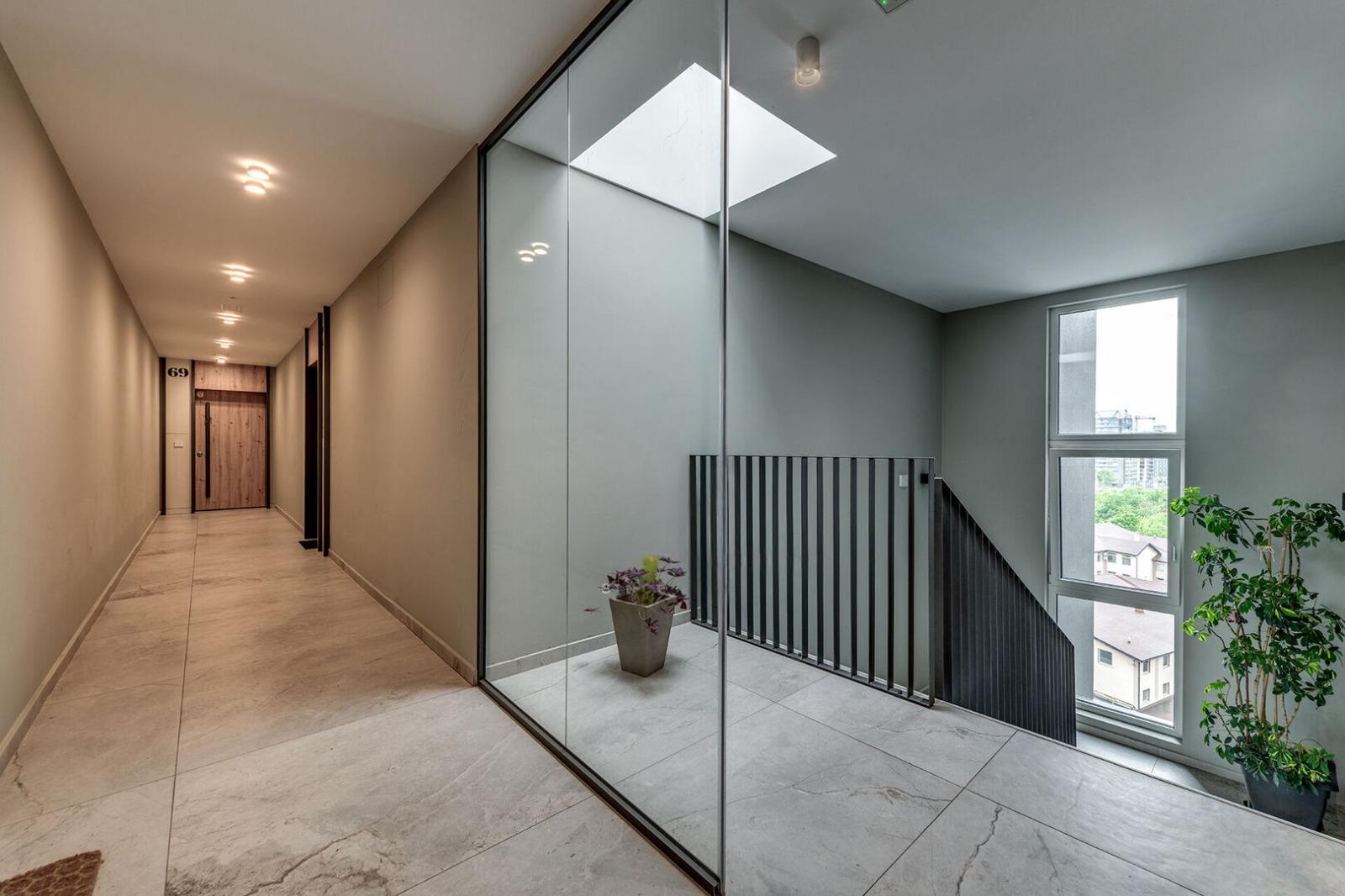 Apartments For Sale 3-Room, Sofia, Oborishte
