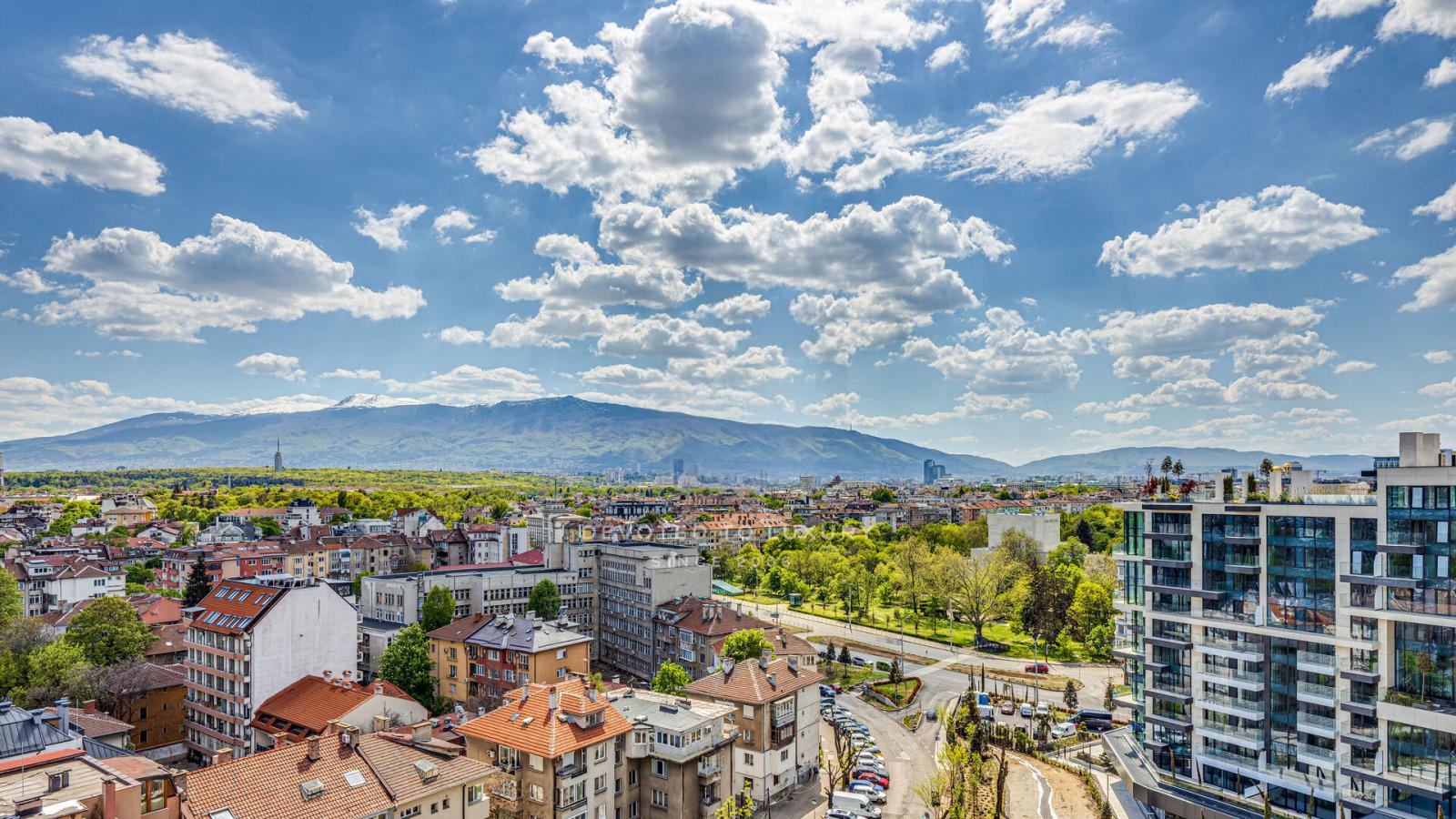 Apartments For Sale 4-Room, Sofia, Oborishte