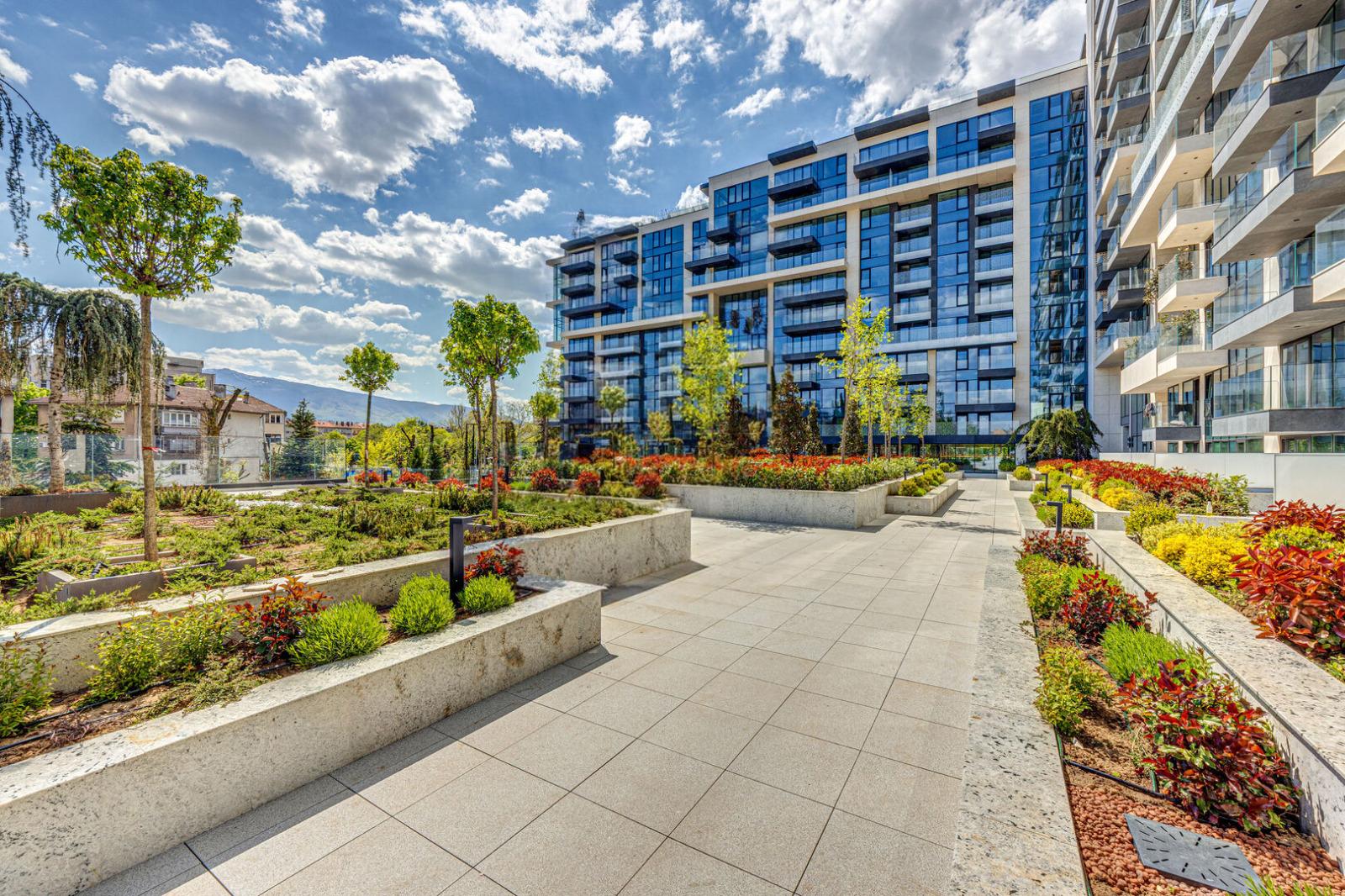 Apartments For Sale 4-Room, Sofia, Oborishte