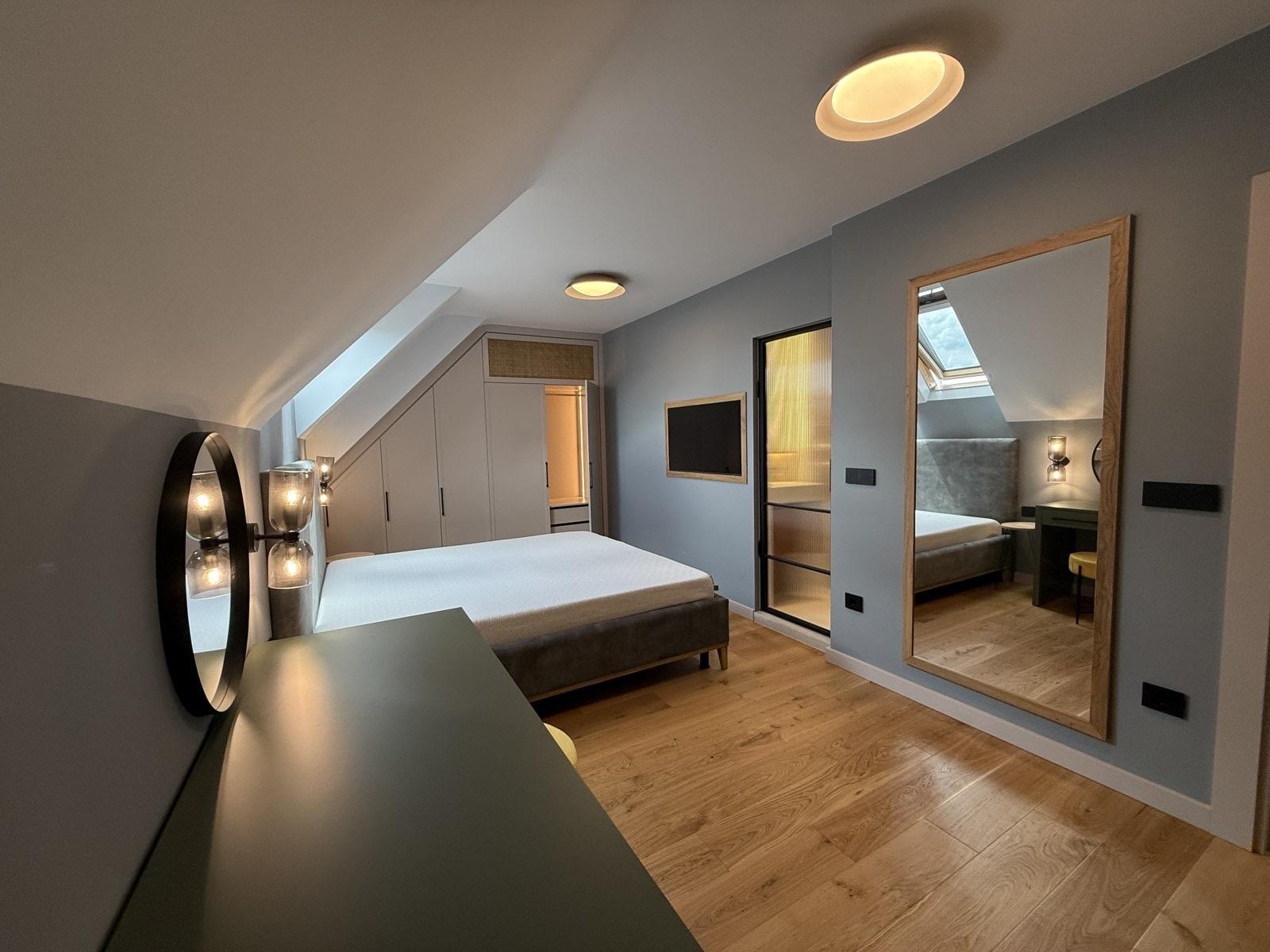 Apartments For Sale 4-Room, Sofia, Center