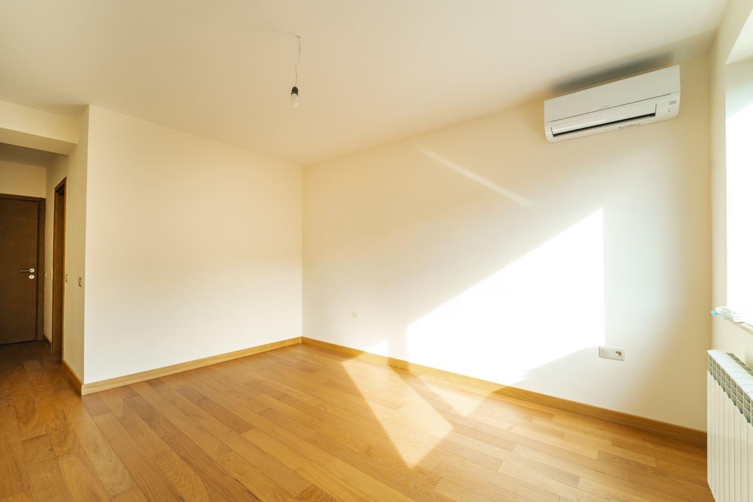 Apartments For Sale 4-Room, Sofia, Lozenets