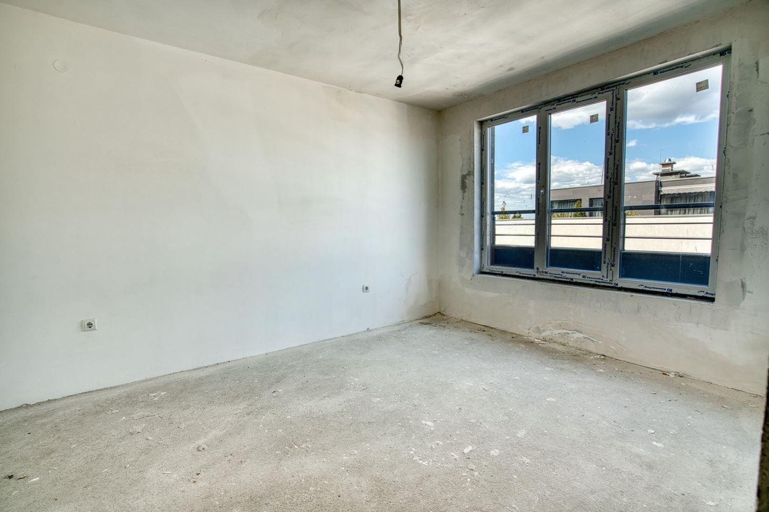 Apartments For Sale 4-Room, Sofia, Manastirski Livadi