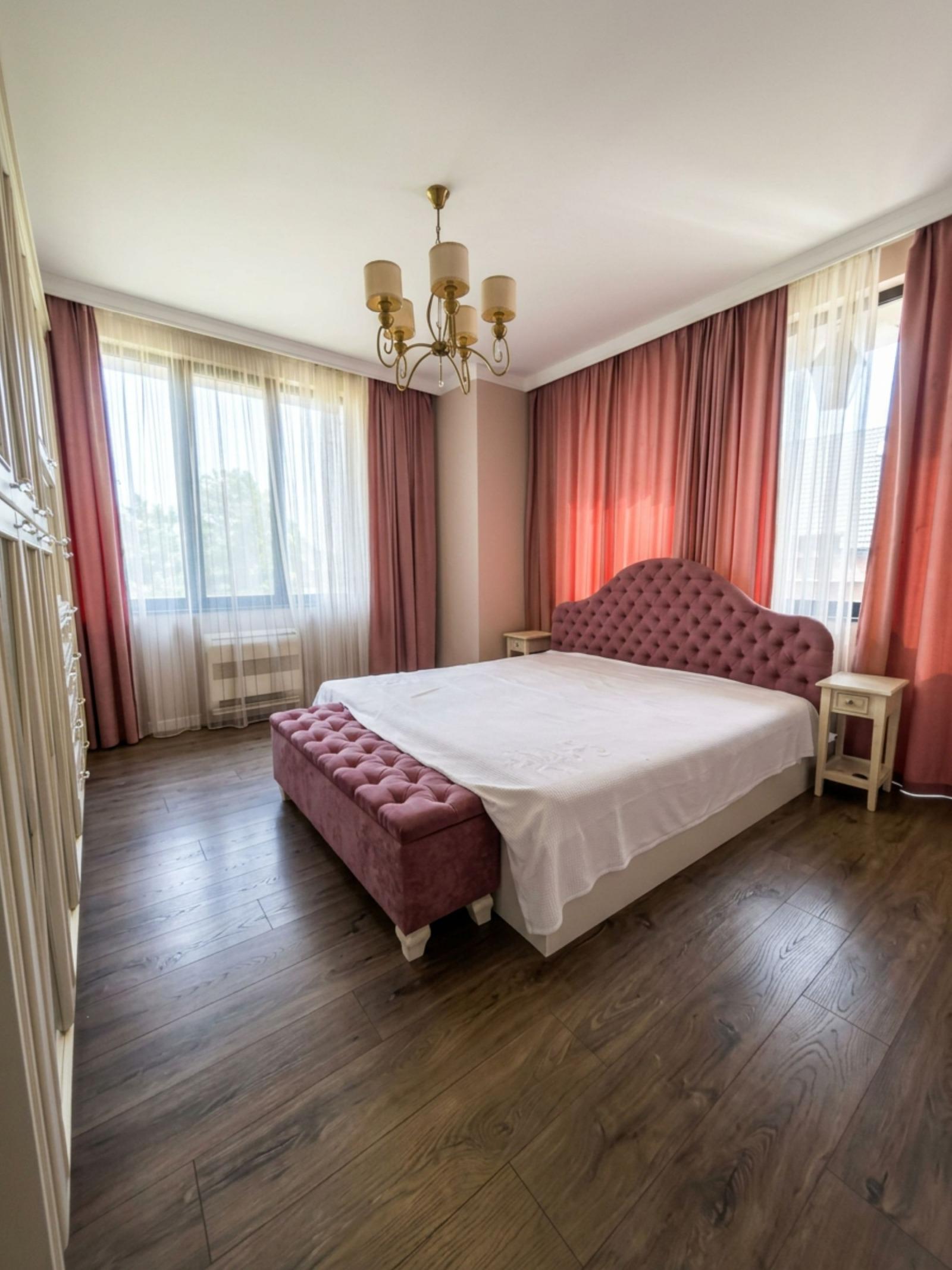 Apartments For Sale 3-Room, Sofia, Vitosha