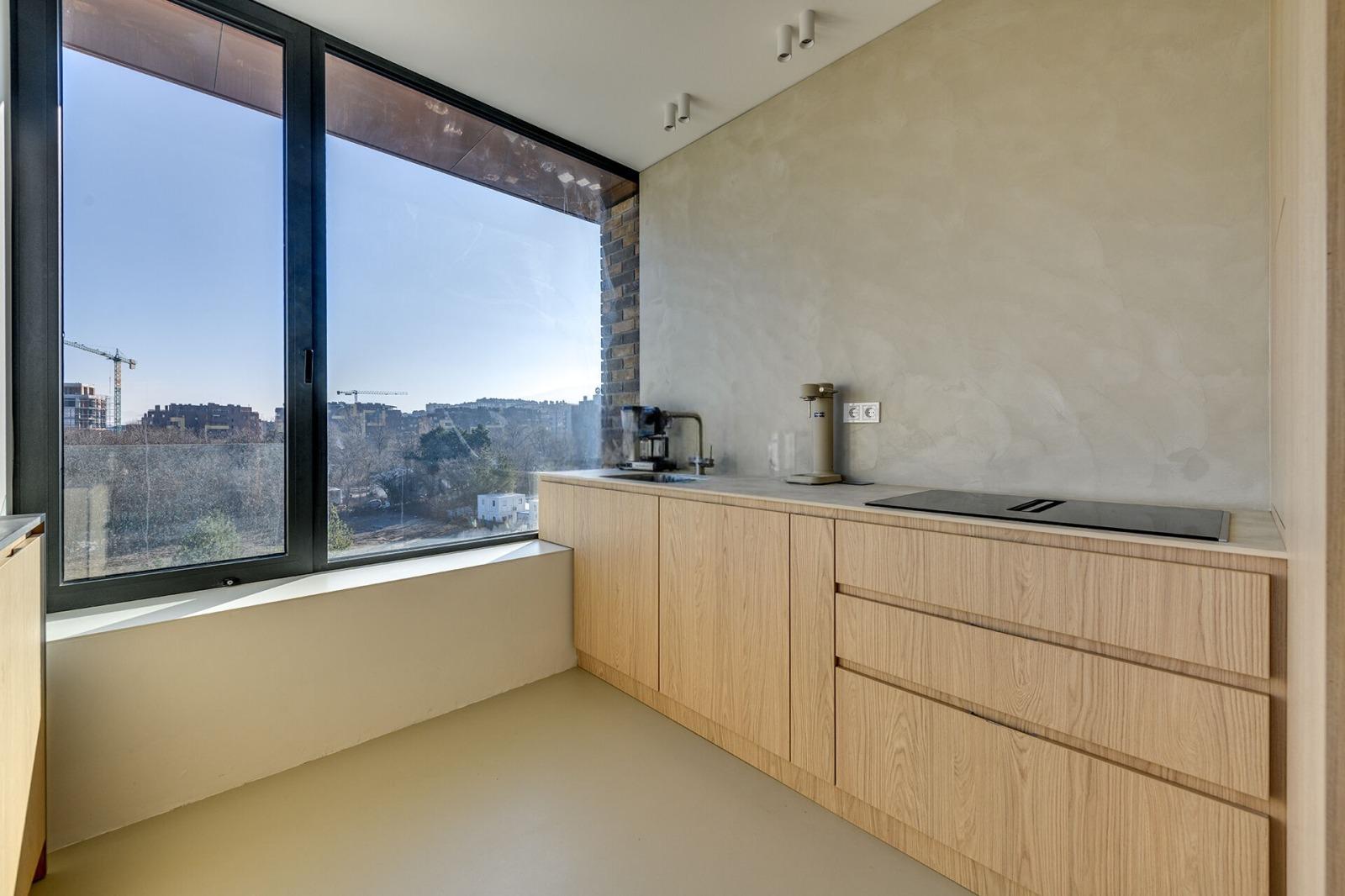 Apartments For Sale 3-Room, Sofia, Manastirski Livadi