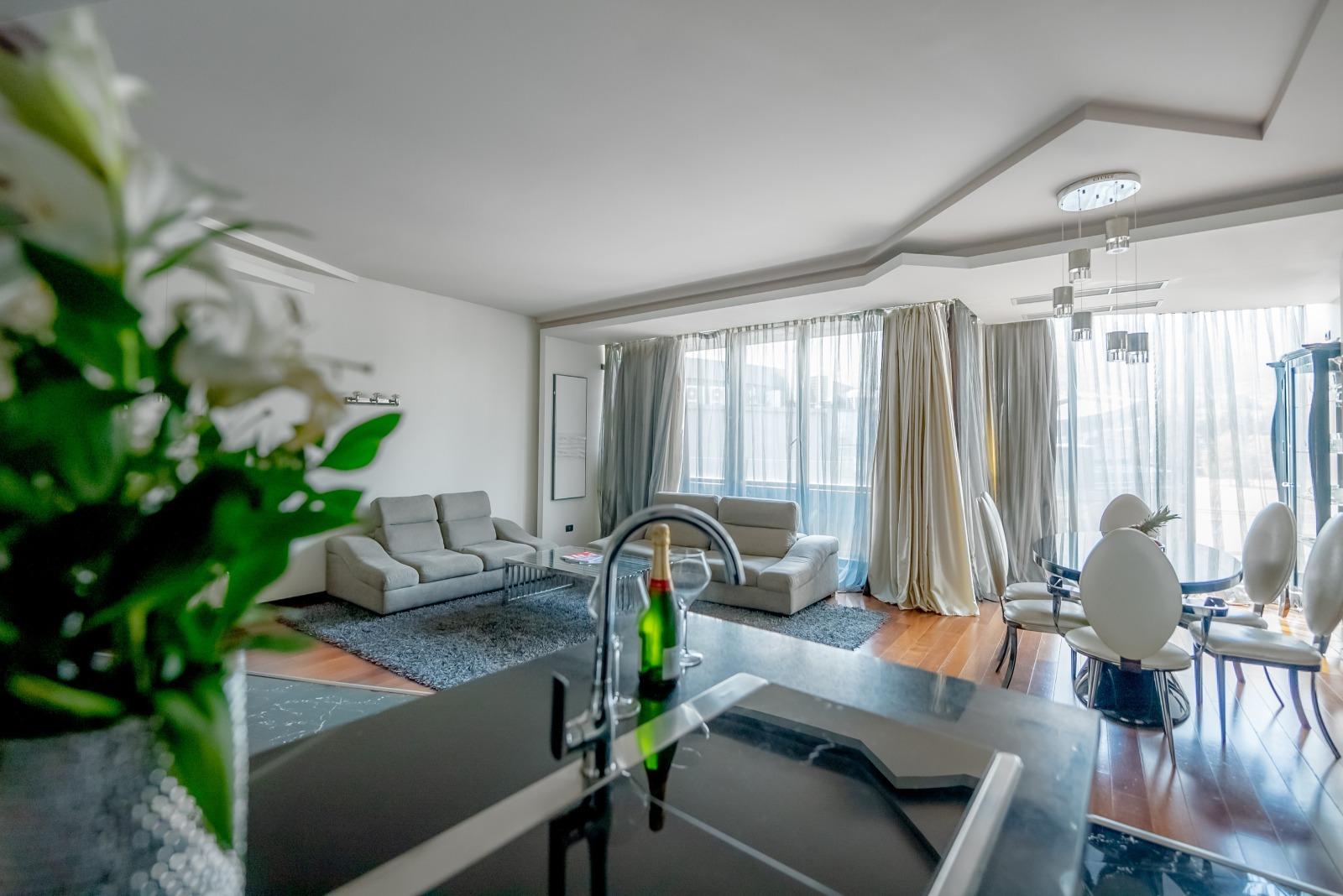 Apartments For Sale 3-Room, Sofia, Manastirski Livadi