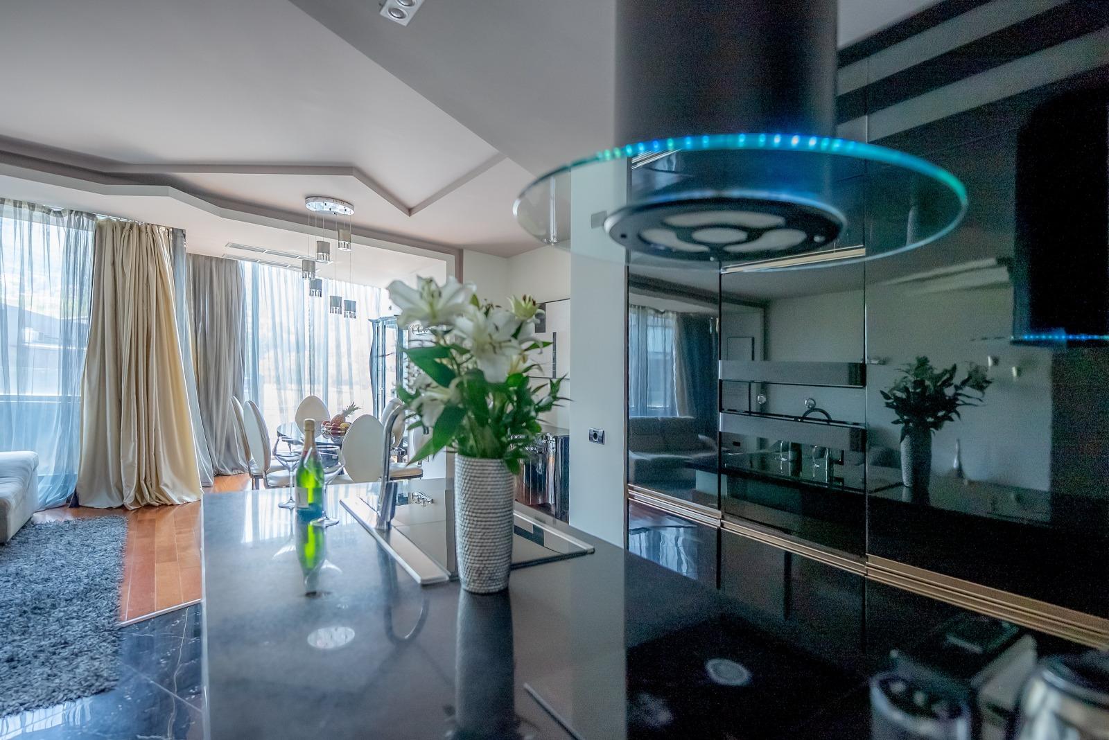 Apartments For Sale 3-Room, Sofia, Manastirski Livadi