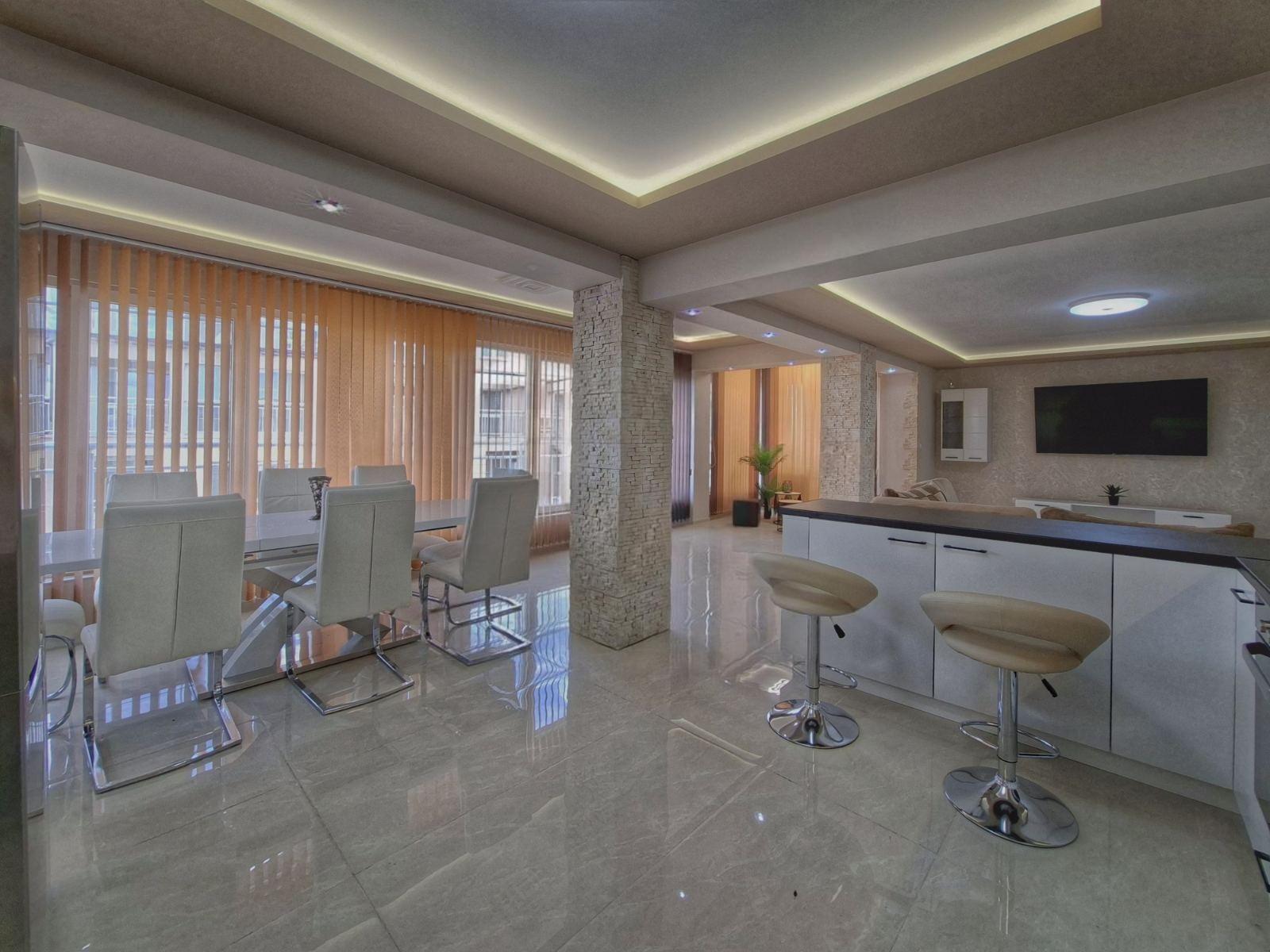 Apartments For Sale 3-Room, Sofia, Manastirski Livadi