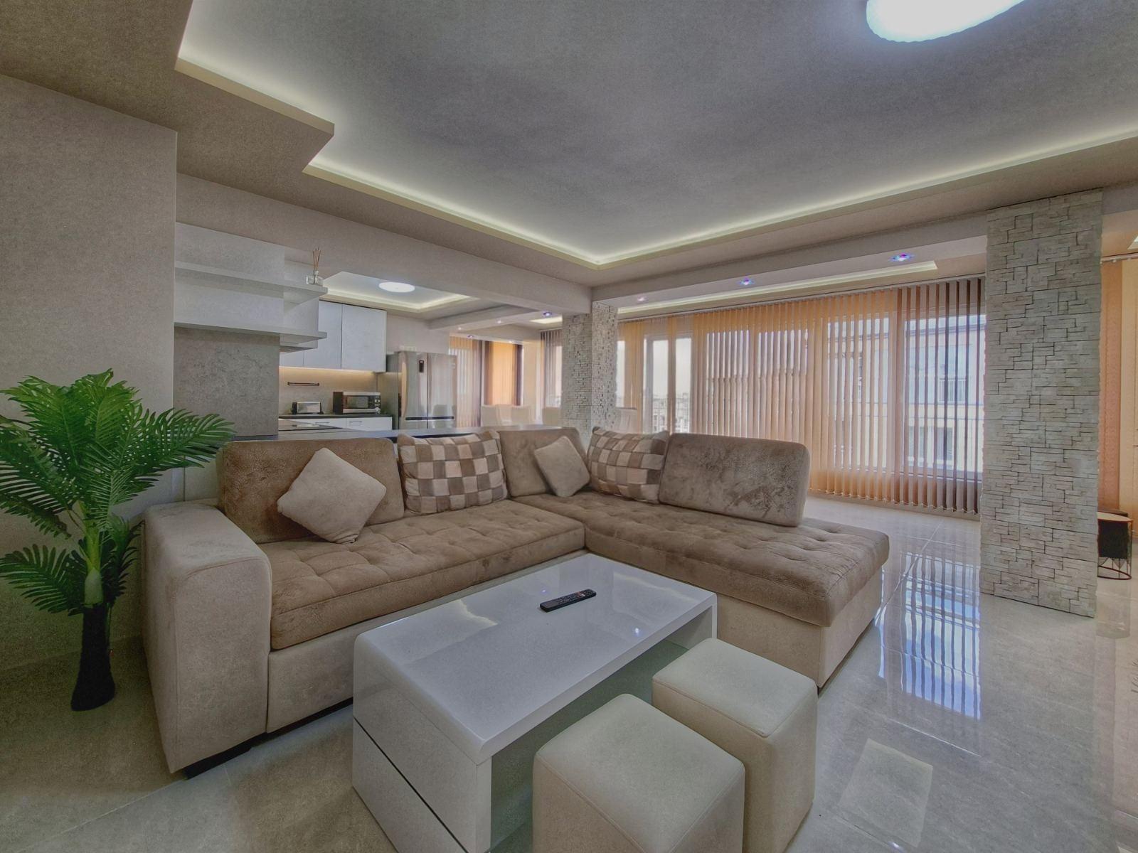 Apartments For Sale 3-Room, Sofia, Manastirski Livadi
