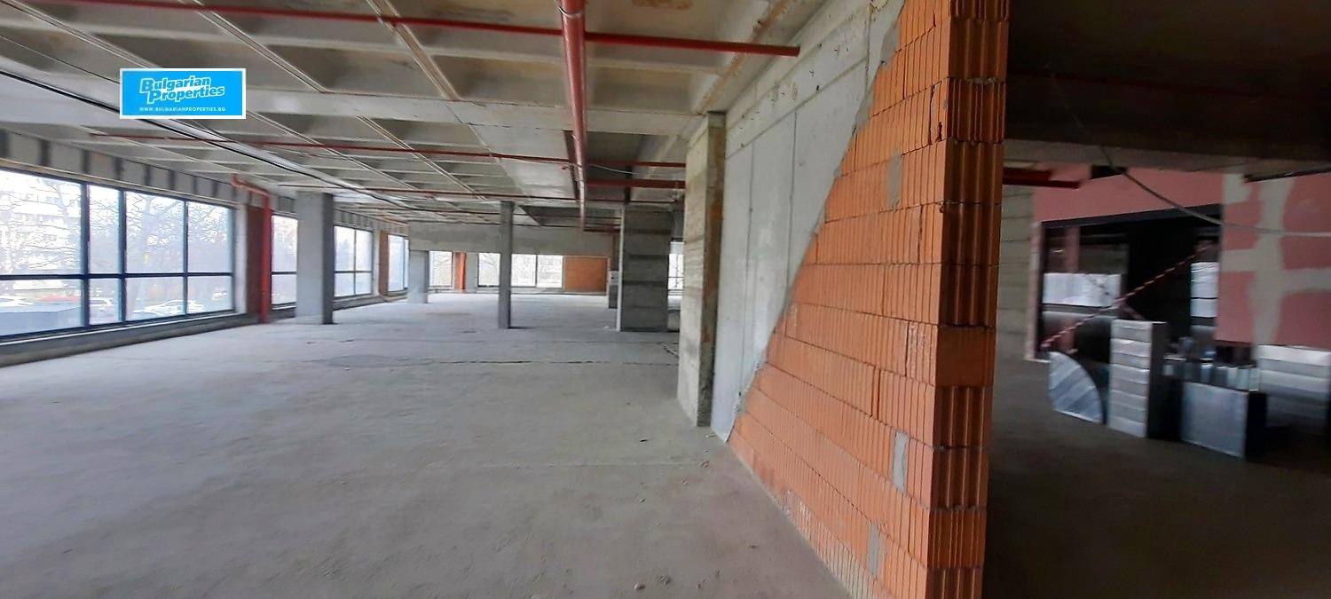 Apartments For Sale 4-Room, Burgas, Bratya Miladinovi