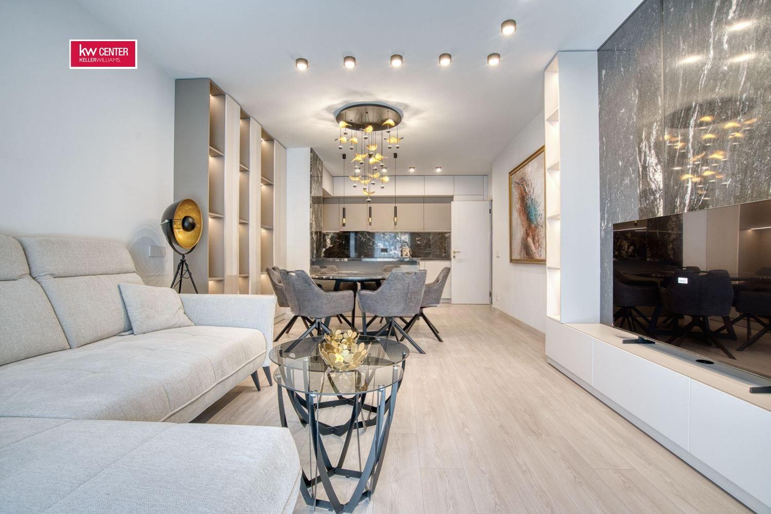 Apartments For Sale 3-Room, Sofia, Krastova Vada