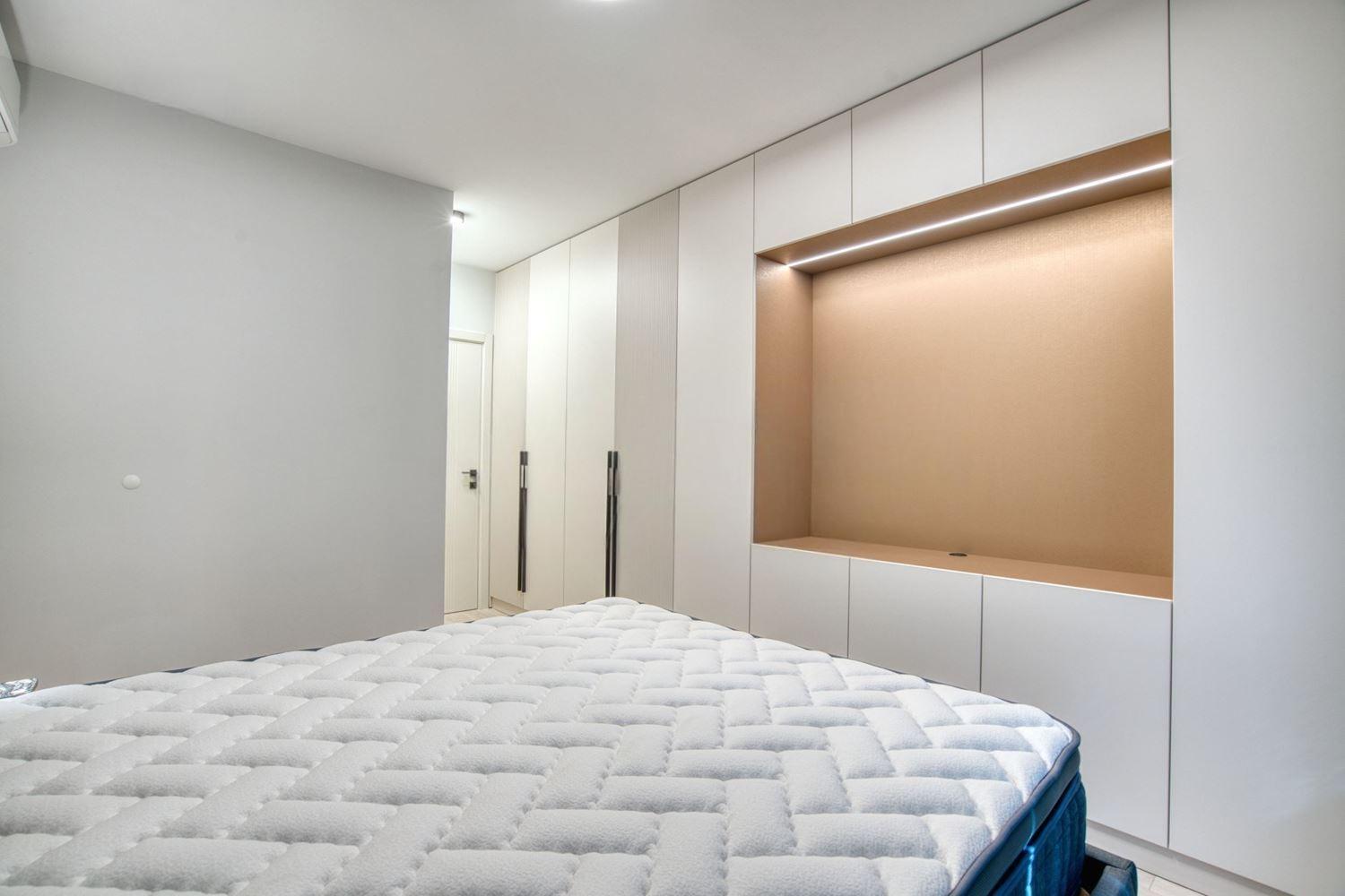 Apartments For Sale 3-Room, Sofia, Krastova Vada