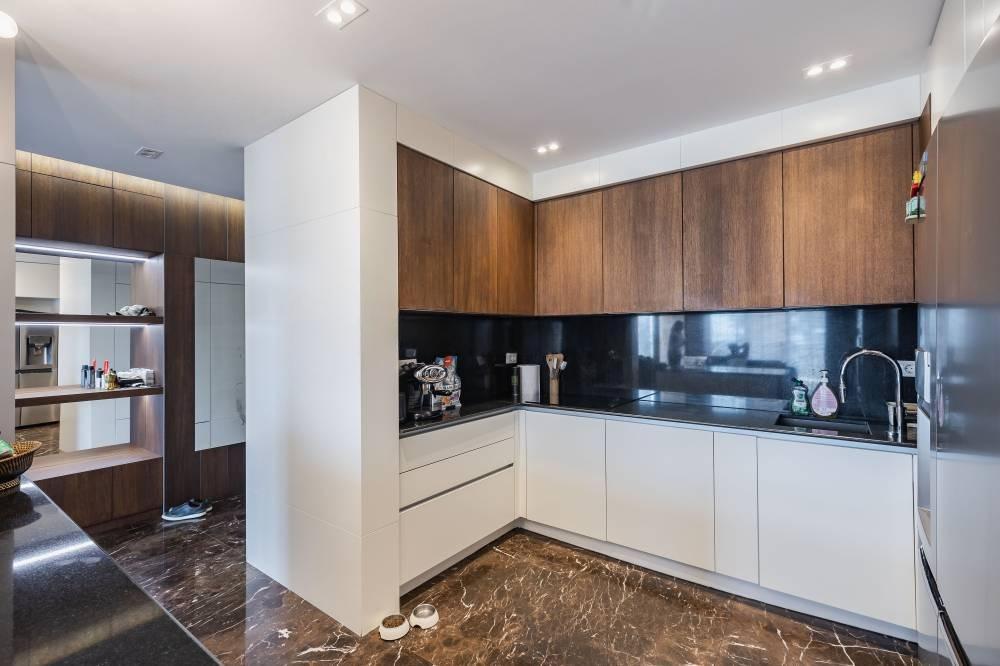 Apartments For Sale 3-Room, Varna, Euxinograd Area