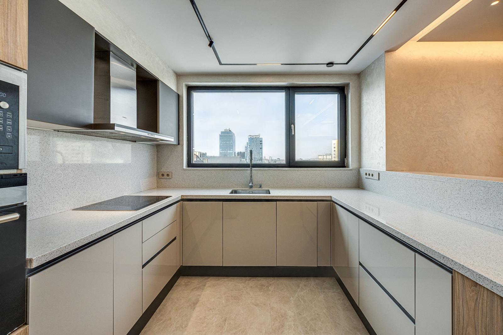 Apartments For Sale 4-Room, Sofia, Manastirski Livadi