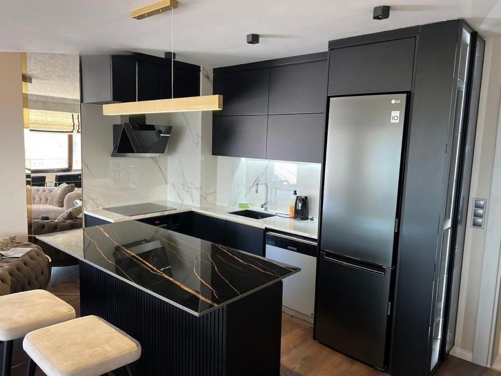 Apartments For Sale 4-Room, Varna, Briz