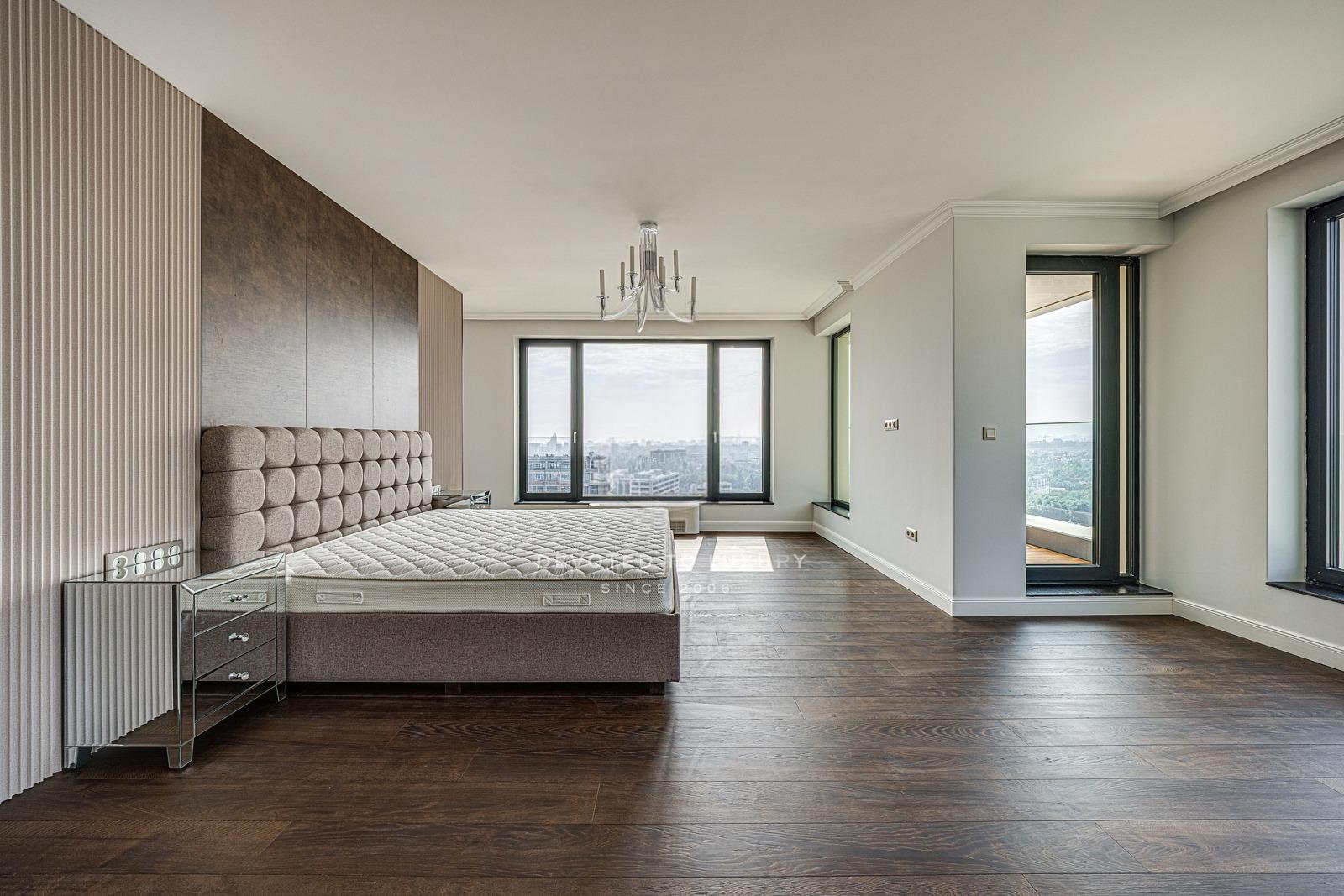 Apartments For Sale 4-Room, Sofia, Krastova Vada
