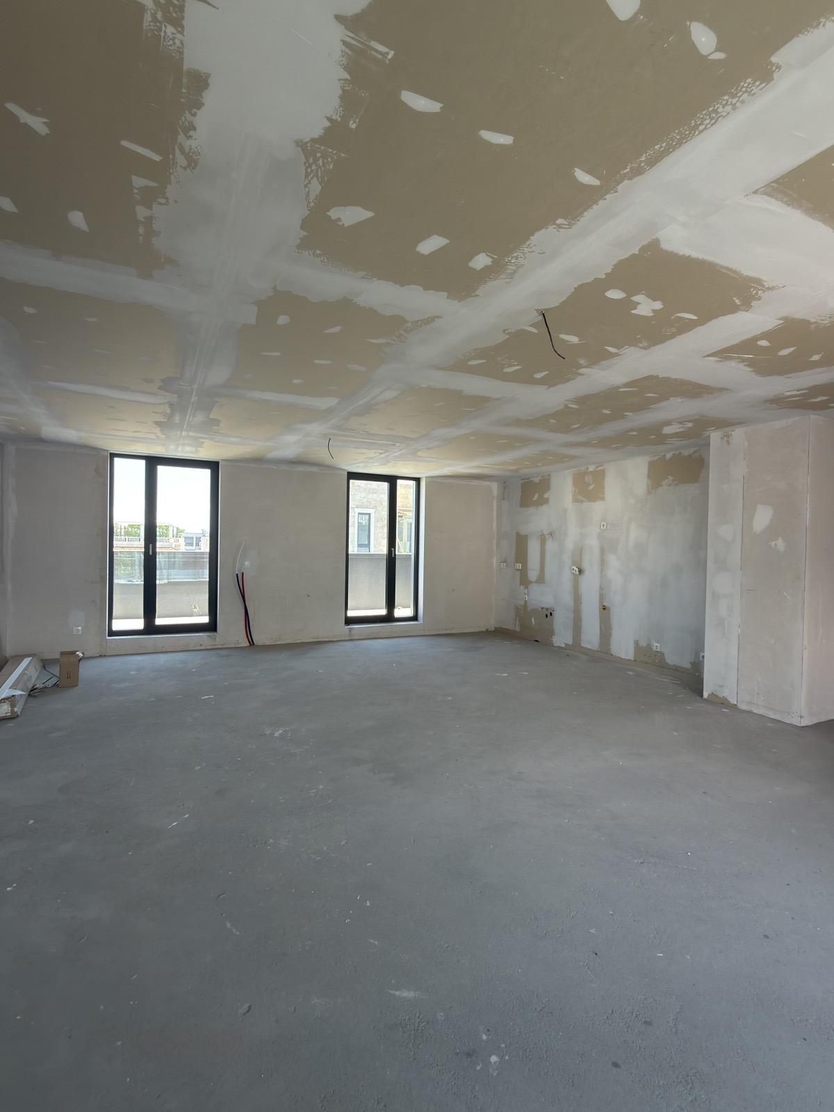 Apartments For Sale 4-Room, Sofia, Vitosha