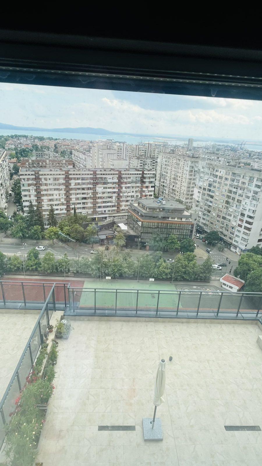 Apartments For Sale 4-Room, Burgas, Center
