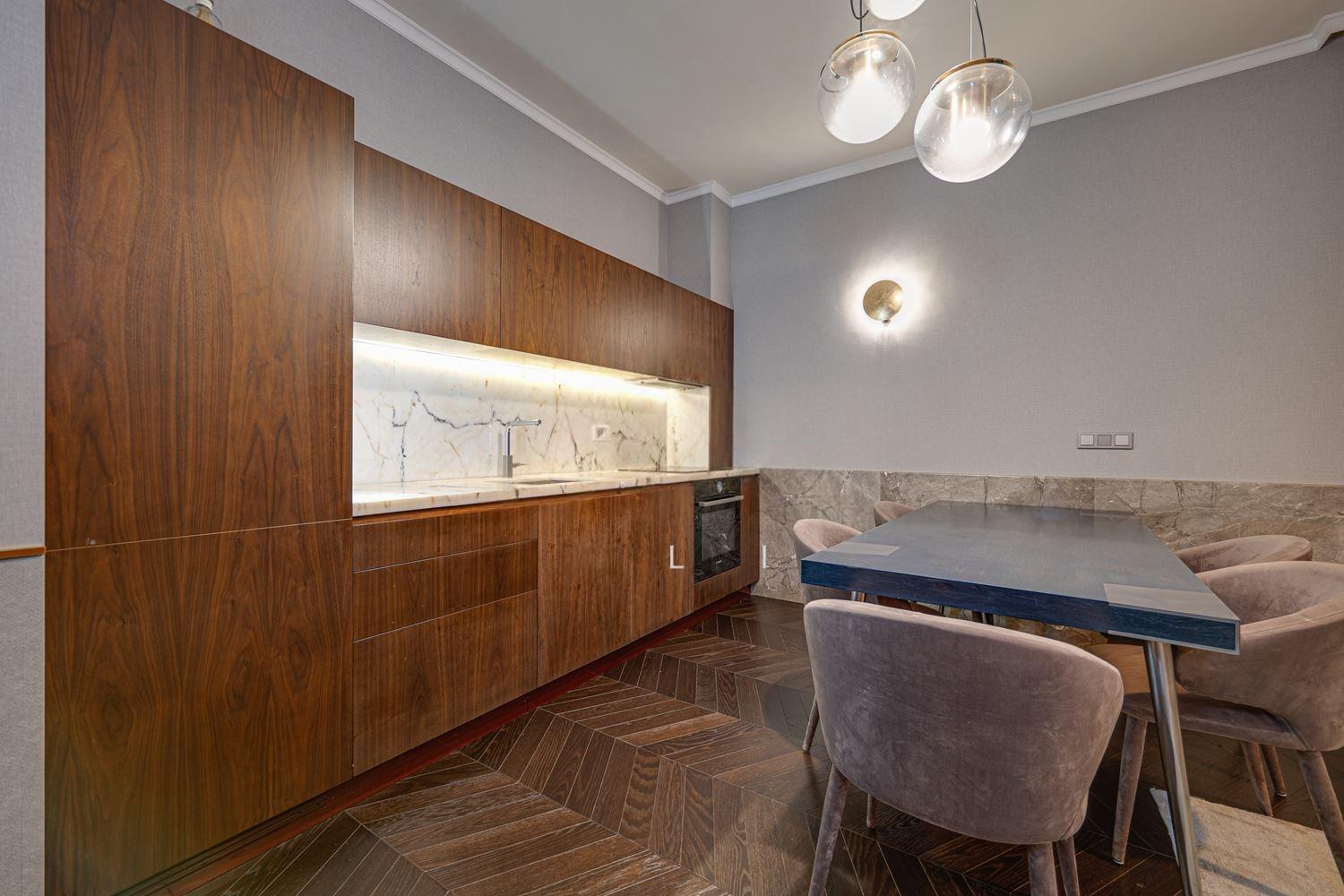 Apartments For Sale 3-Room, Sofia, Lozenets