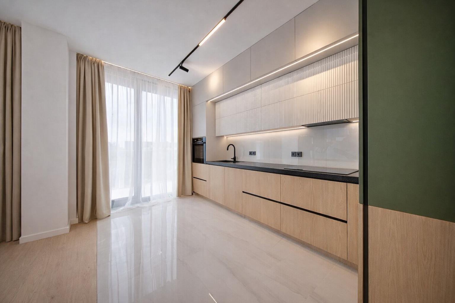 Apartments For Sale 3-Room, Sofia, Manastirski Livadi