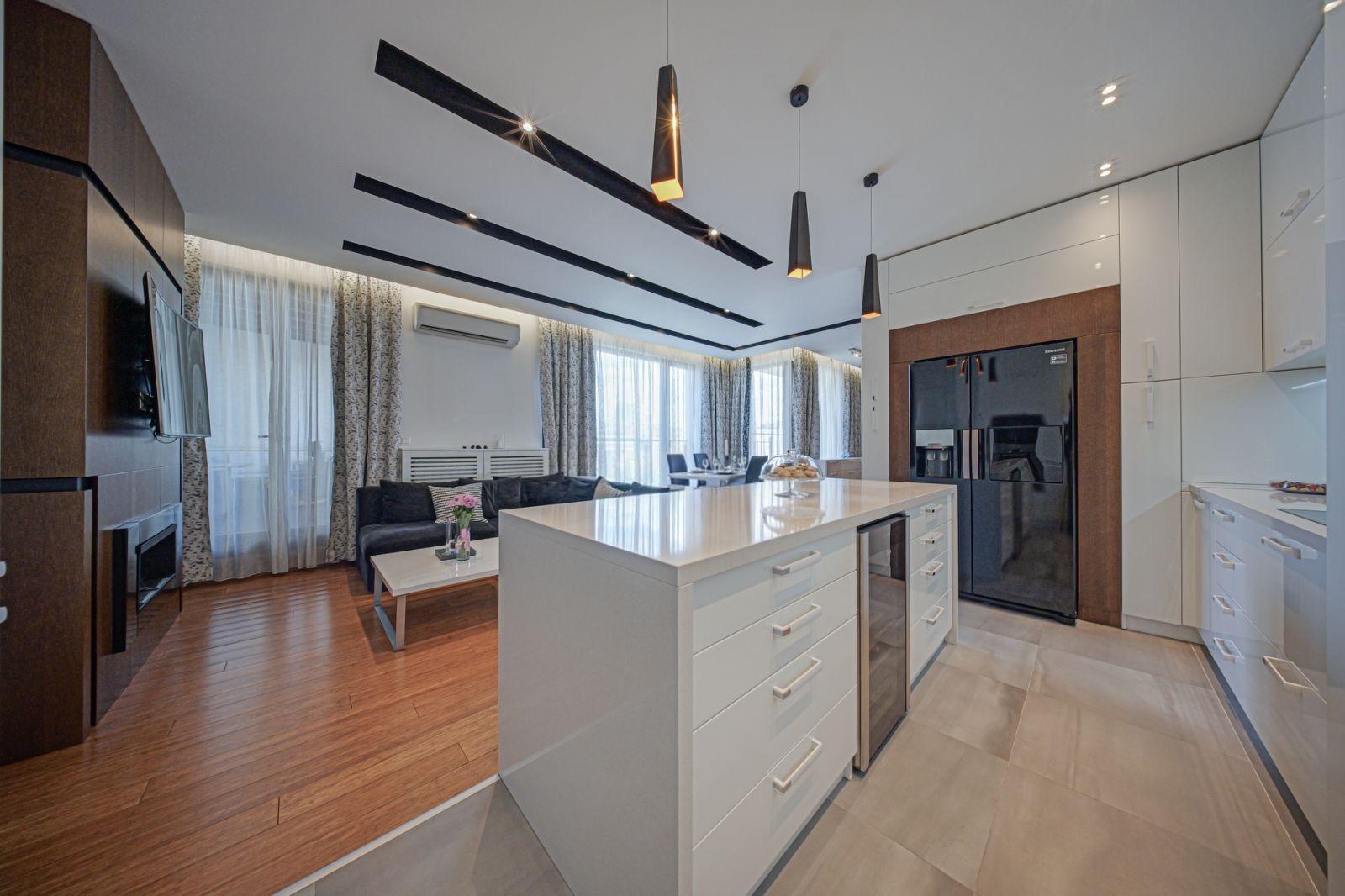 Apartments For Sale 4-Room, Sofia, Manastirski Livadi