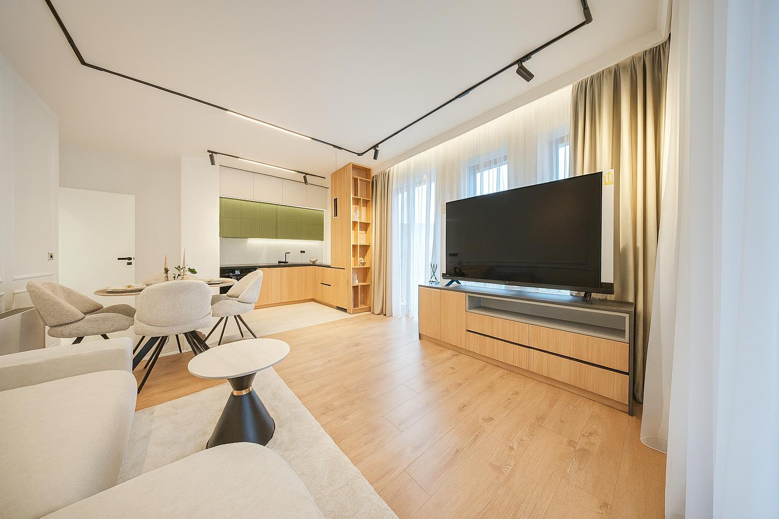 For Sale 3-Room Apartment, Sofia, PZ Hladilnika