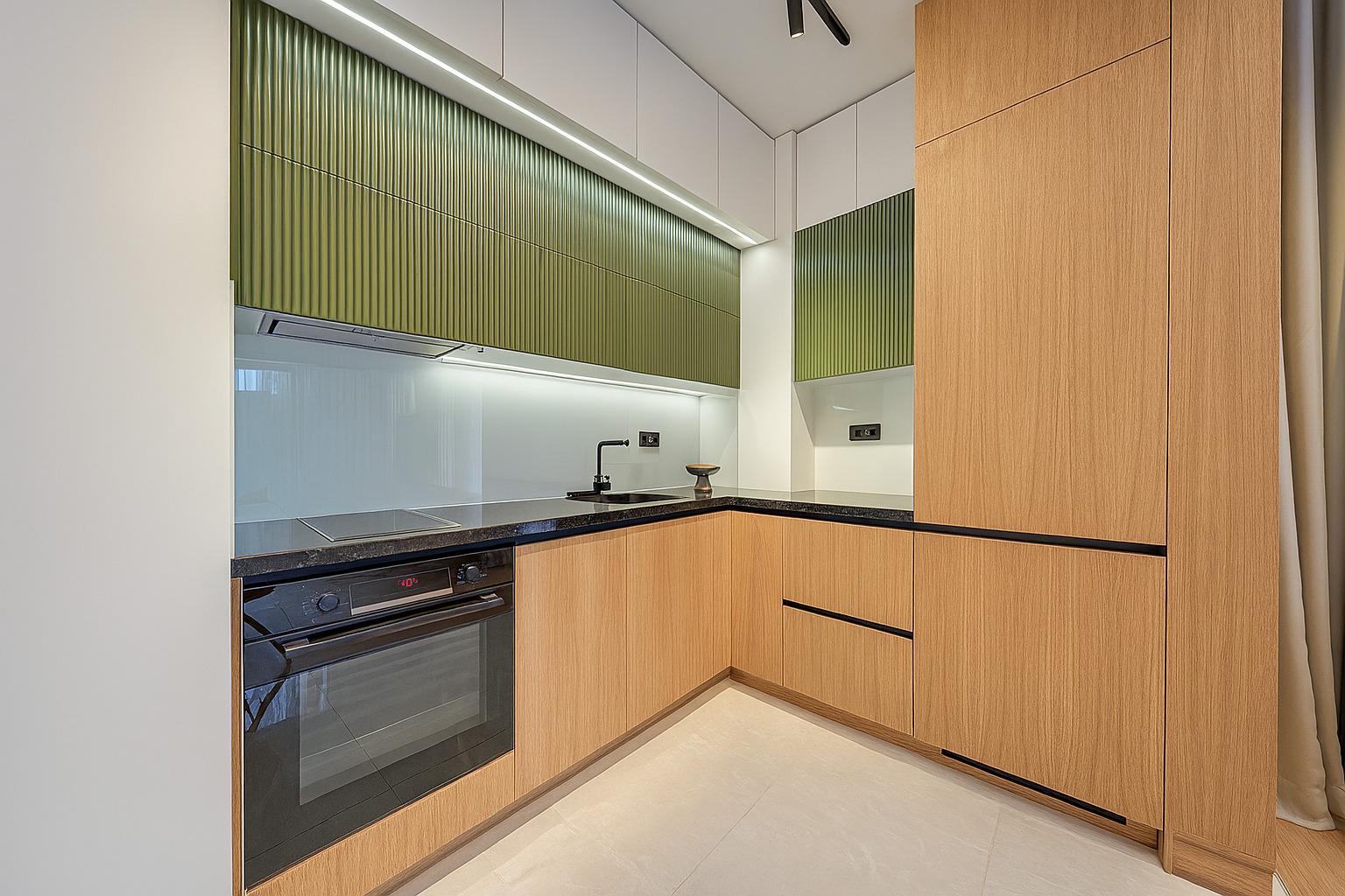 For Sale 3-Room Apartment, Sofia, PZ Hladilnika