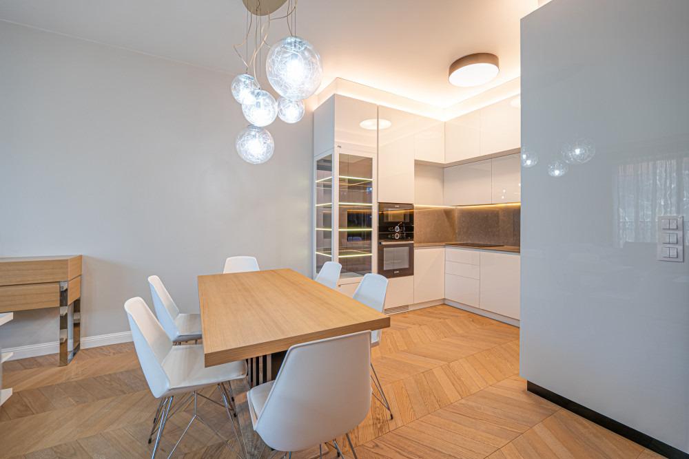 Apartments For Sale 3-Room, Sofia, Lozenets