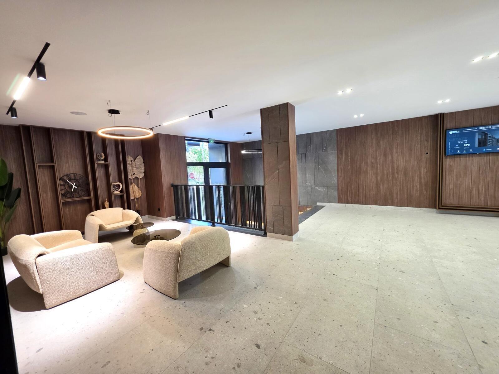 Apartments For Sale 3-Room, Plovdiv, Mladejki Halm