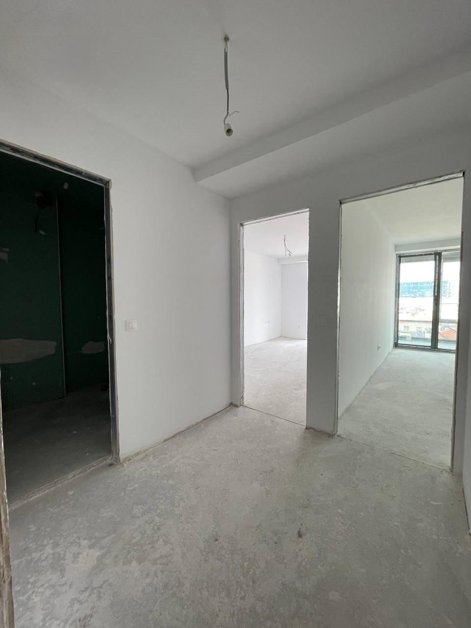 Apartments For Sale 4-Room, Sofia, Manastirski Livadi