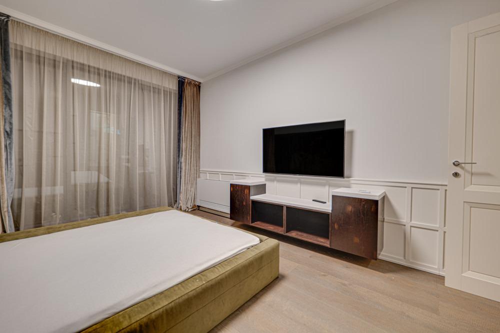 Apartments For Sale 3-Room, Sofia, Lozenets