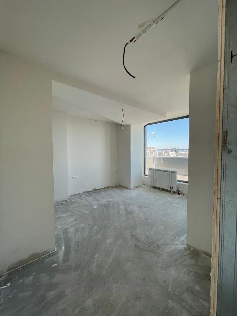 Apartments For Sale 4-Room, Sofia, Manastirski Livadi