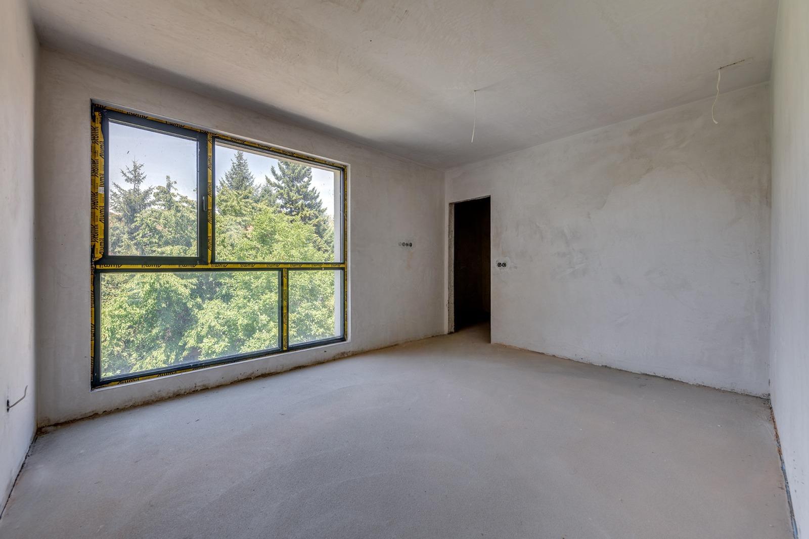 Apartments For Sale 4-Room, Sofia, Lozenets