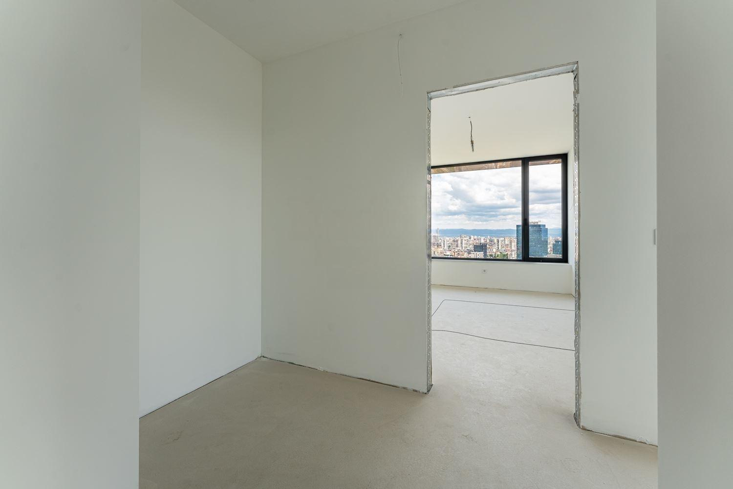 Apartments For Sale 4-Room, Sofia, Manastirski Livadi
