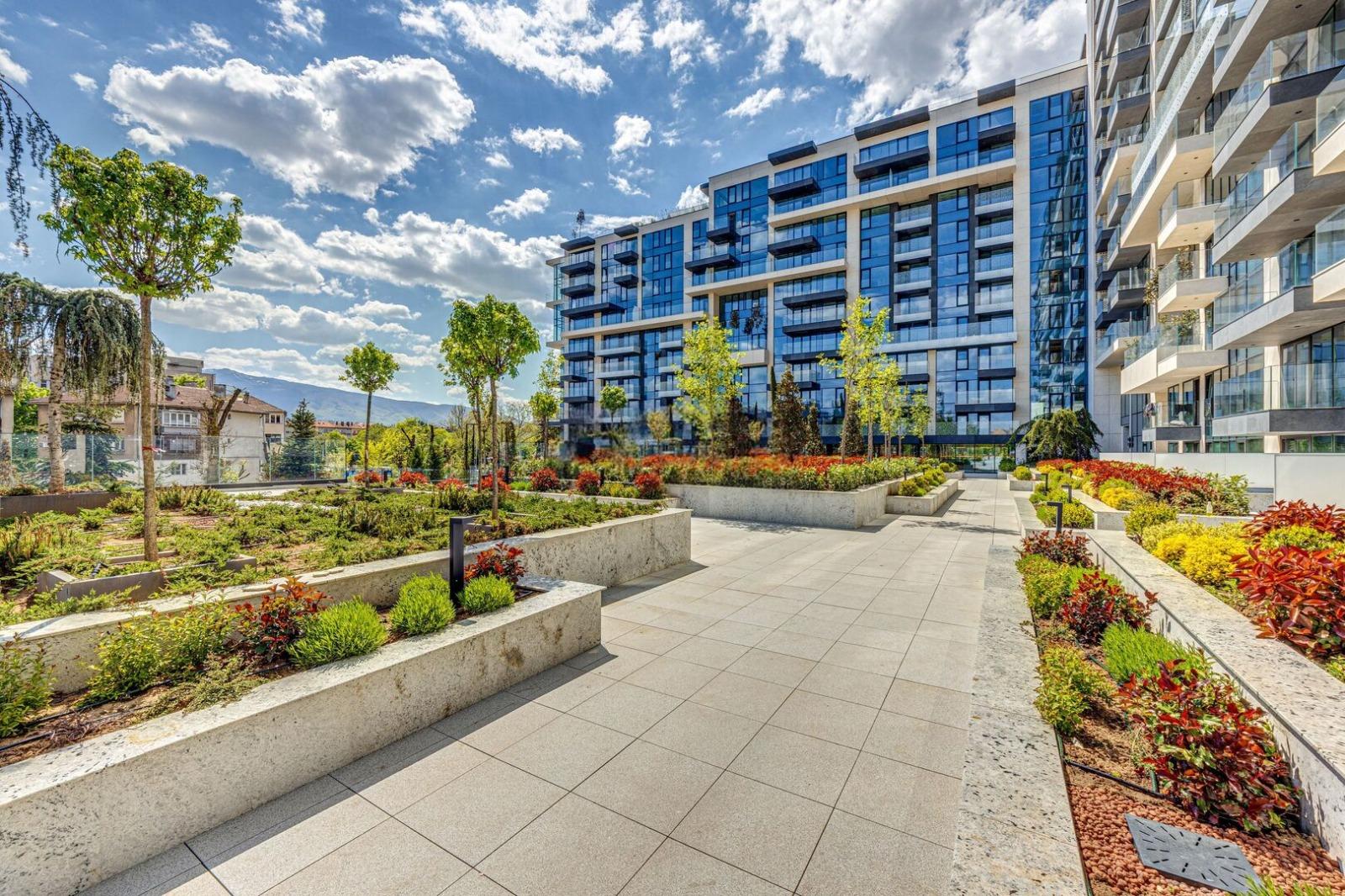 Apartments For Sale 4-Room, Sofia, Oborishte