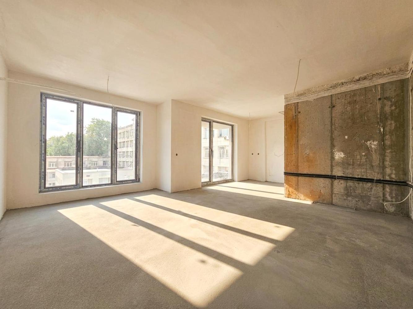 Apartments For Sale 3-Room, Sofia, Center