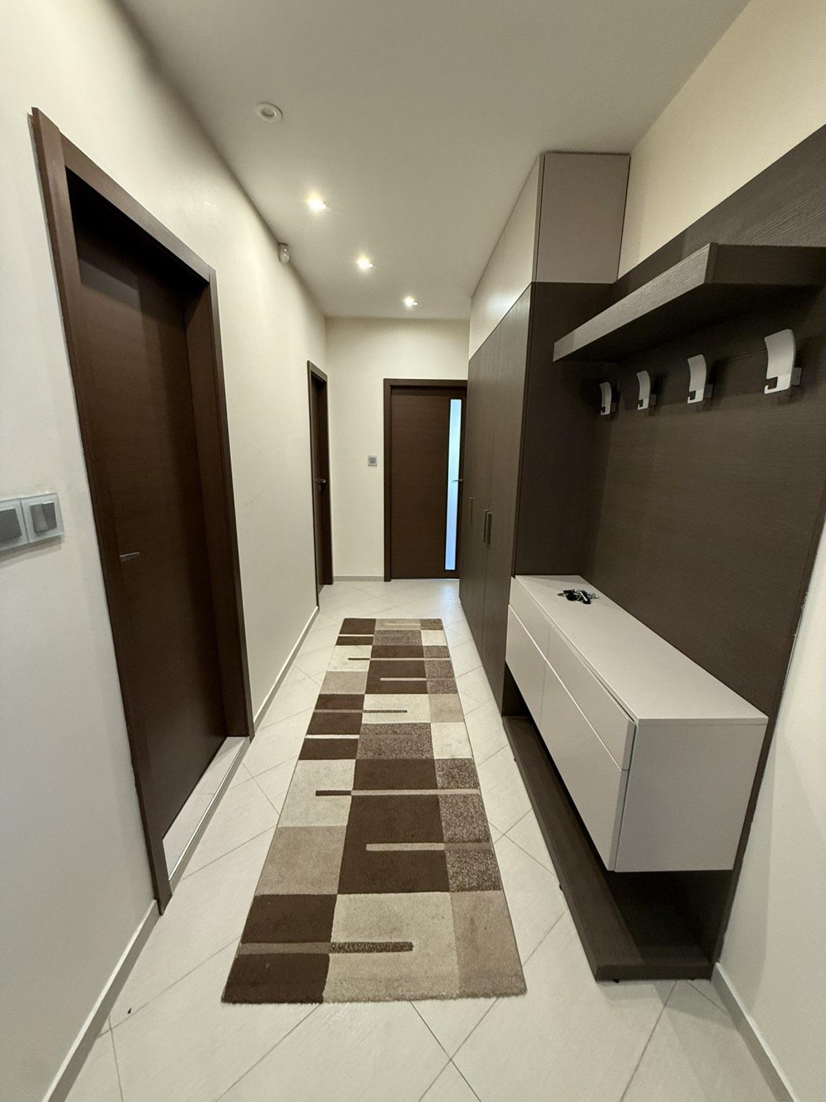 Apartments For Sale 3-Room, Sofia, Lozenets