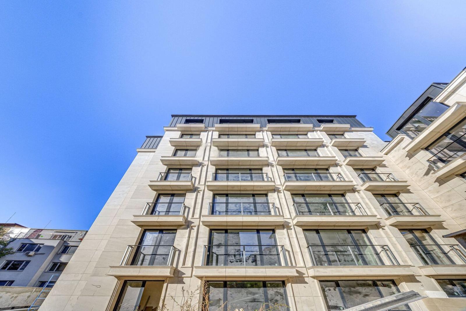 Apartments For Sale 3-Room, Sofia, Center