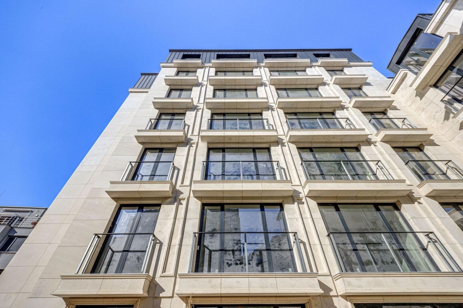 Apartments For Sale 3-Room, Sofia, Center