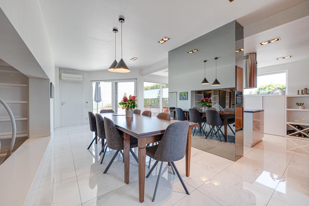 Apartments For Sale 4-Room, Sofia, Lozenets