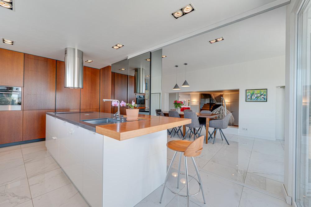 Apartments For Sale 4-Room, Sofia, Lozenets