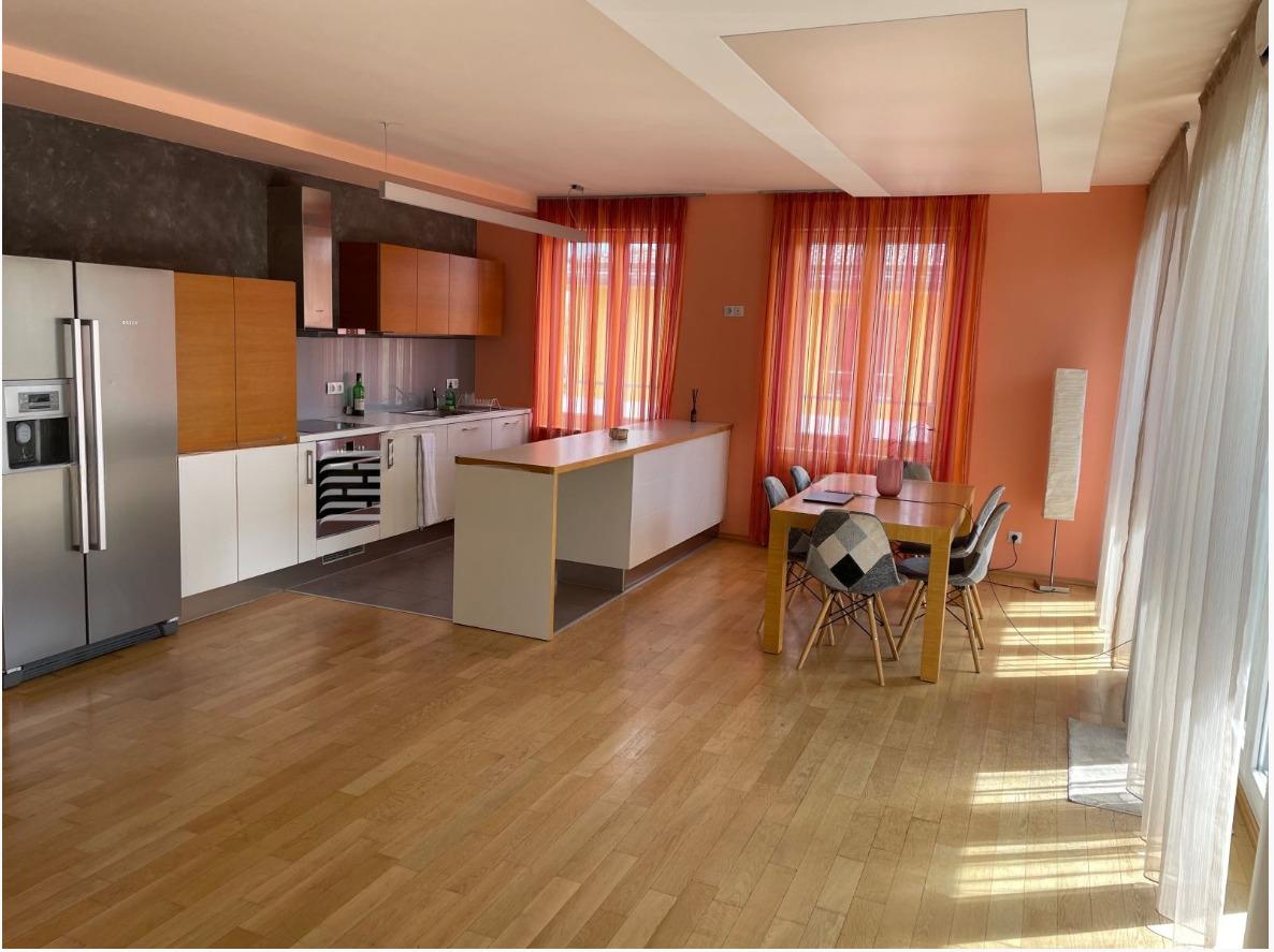 Apartments For Sale 4-Room, Sofia, Simeonovo