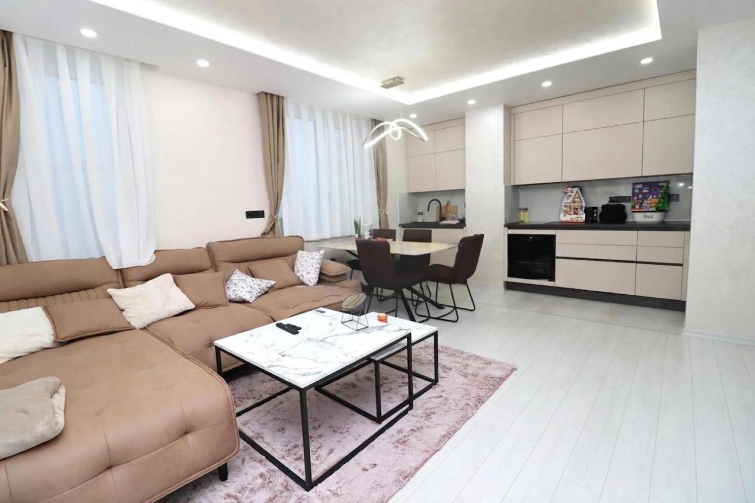 Apartments For Sale 3-Room, Sofia, Geo Milev