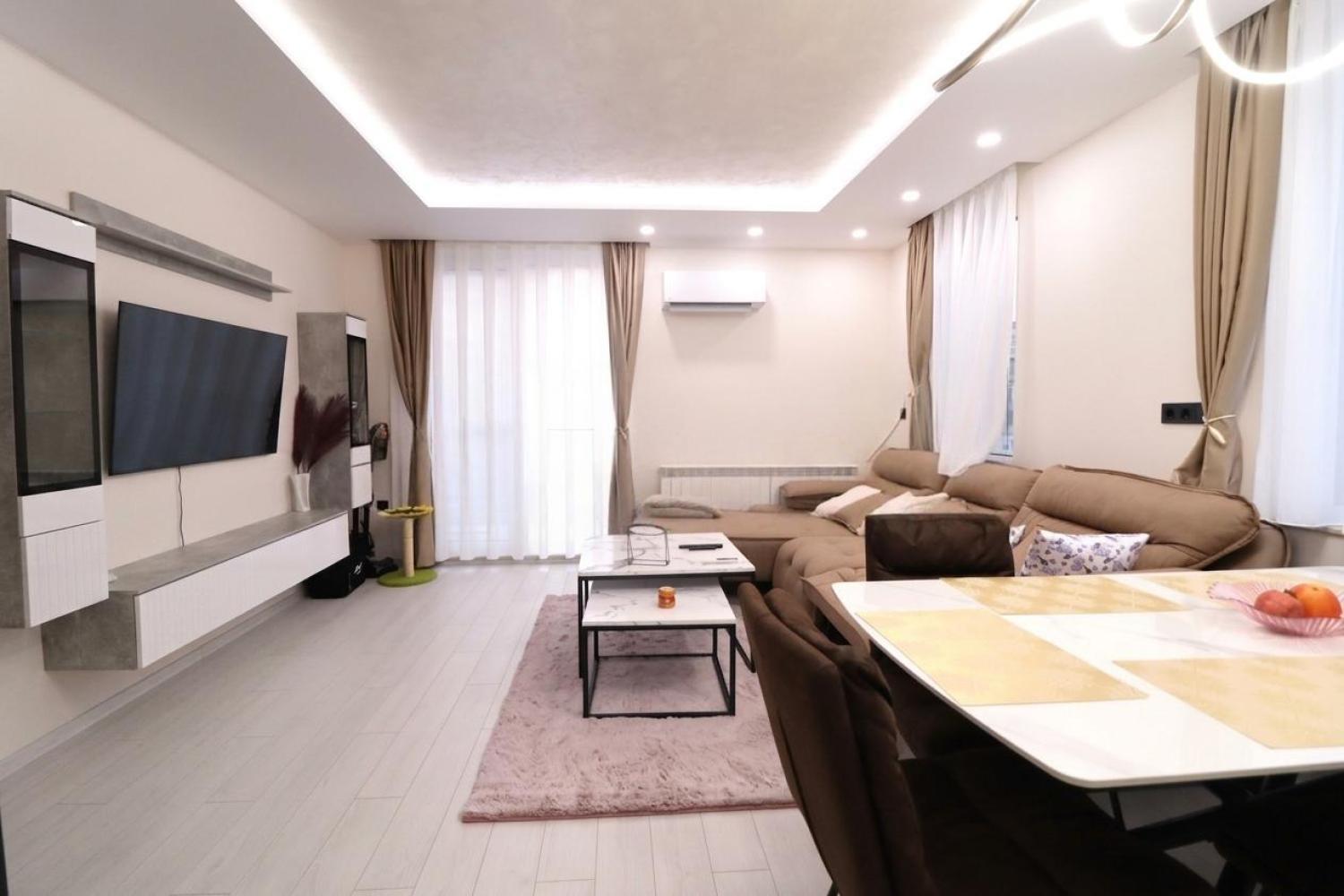 Apartments For Sale 3-Room, Sofia, Geo Milev