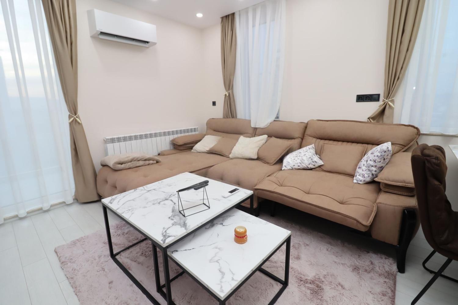 Apartments For Sale 3-Room, Sofia, Geo Milev