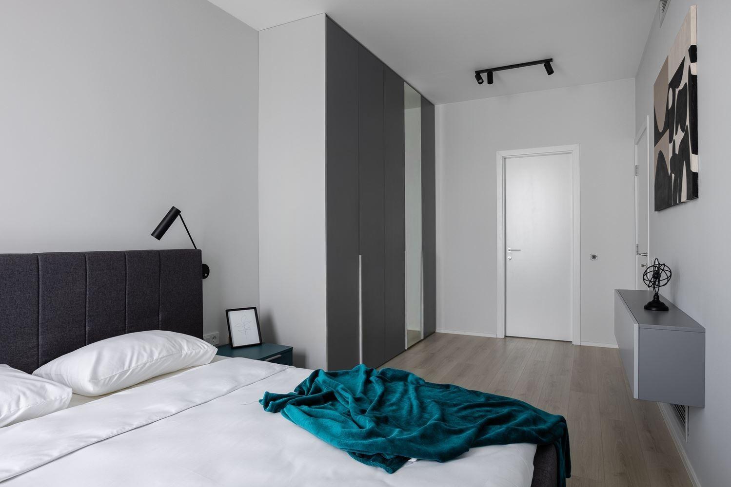 Apartments For Sale 3-Room, Sofia, Krastova Vada
