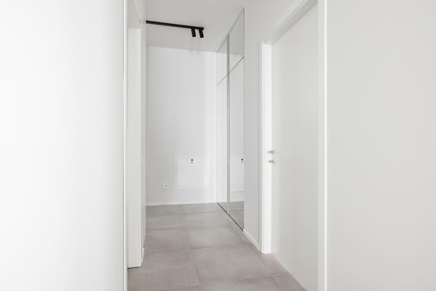 Apartments For Sale 3-Room, Sofia, Krastova Vada