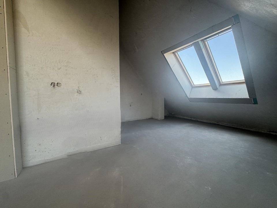 Apartments For Sale 4-Room, Sofia, Center