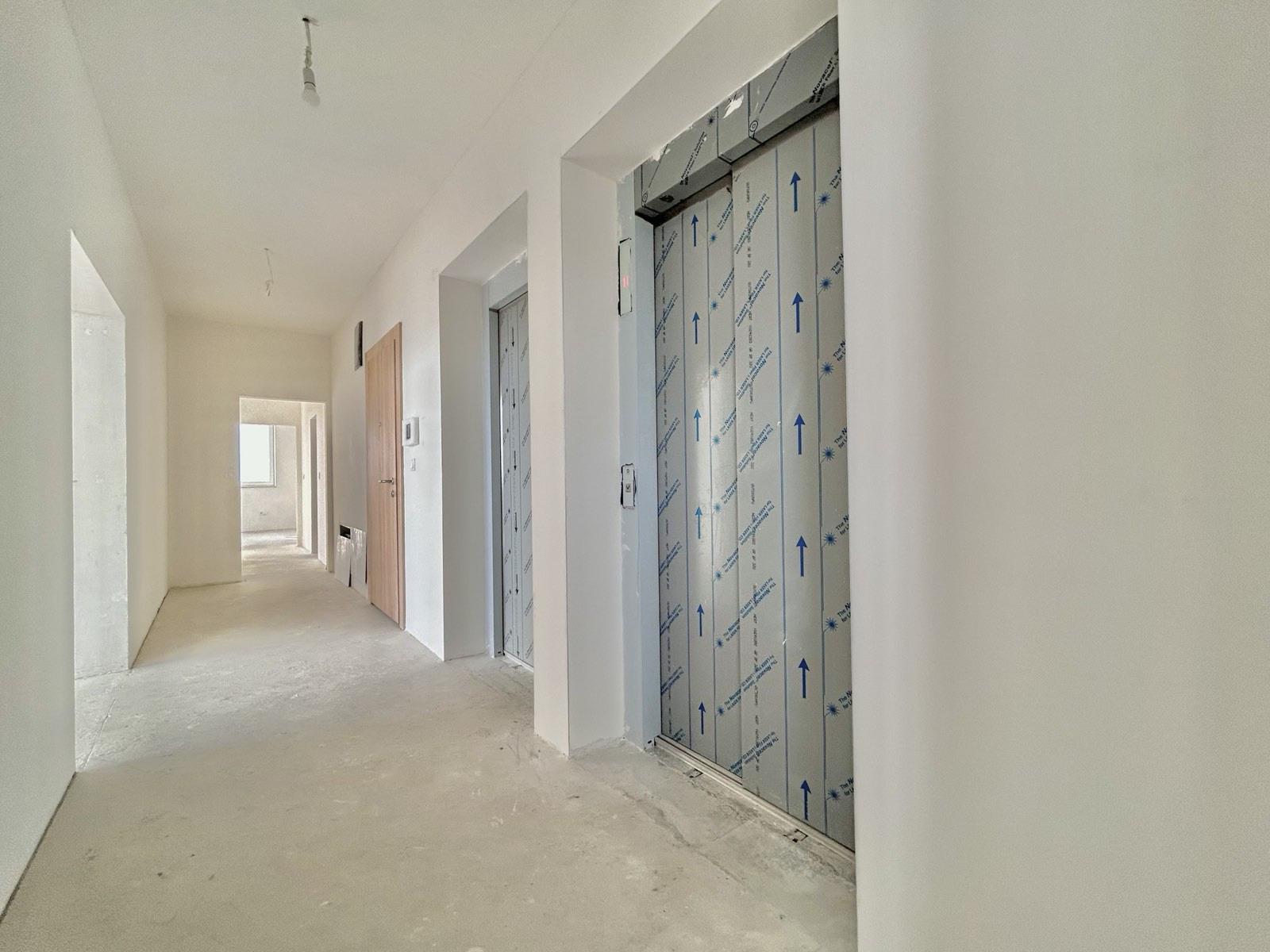 Apartments For Sale 4-Room, Sofia, Krastova Vada